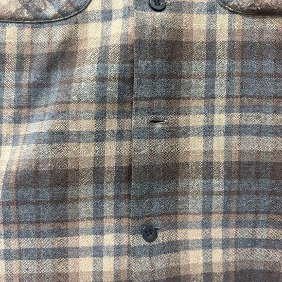 Pendleton Wool Shirt Mens Size M Plaid Brown Gray Distressed Vintage Loop - Picture 6 of 11